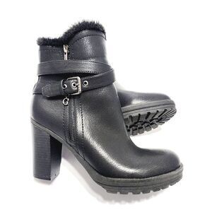 Guess Kevin Women’s Black Chunky Heel Ankle Boots Size 9.5 Fur Lined Charm Logo